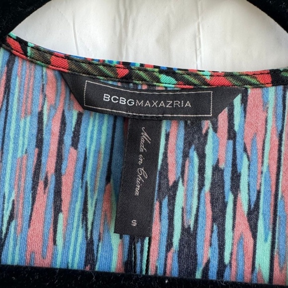 BCBG Adele Wrap Dress Size Small - Multicolor Abstract Print, Long Sleeve, NWT - Picture 7 of 15